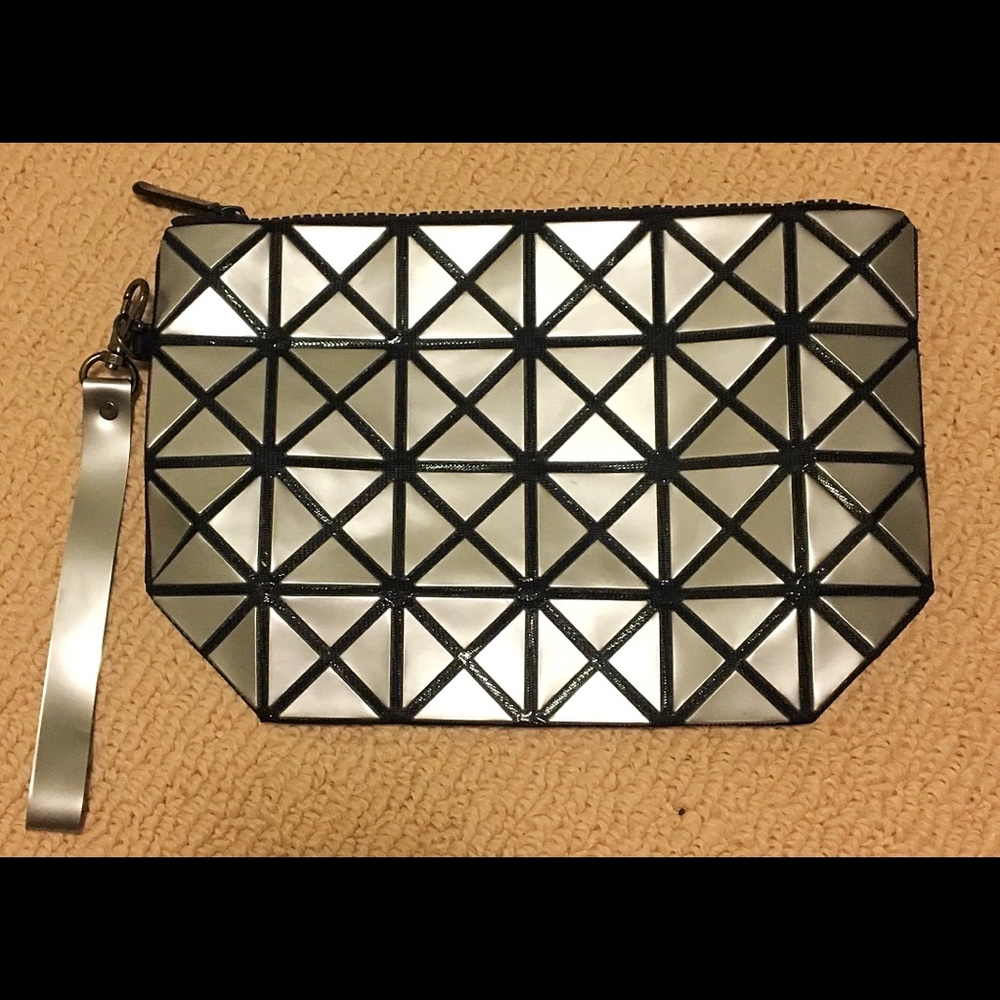 Make up pouch wristlet